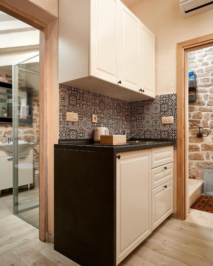 Rustic Apartments Sv Frane In The Old Town Шибеник Экстерьер фото
