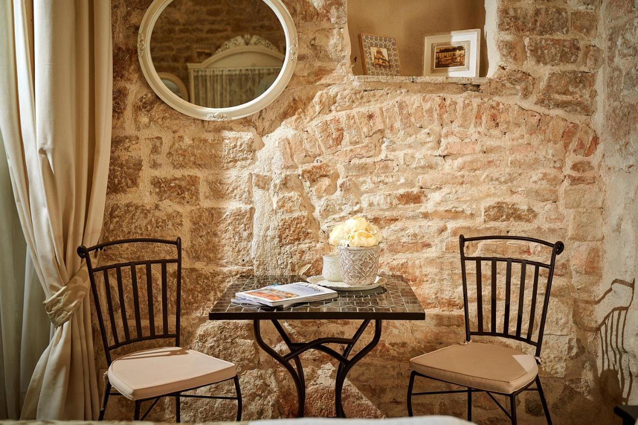 Rustic Apartments Sv Frane In The Old Town Шибеник Экстерьер фото